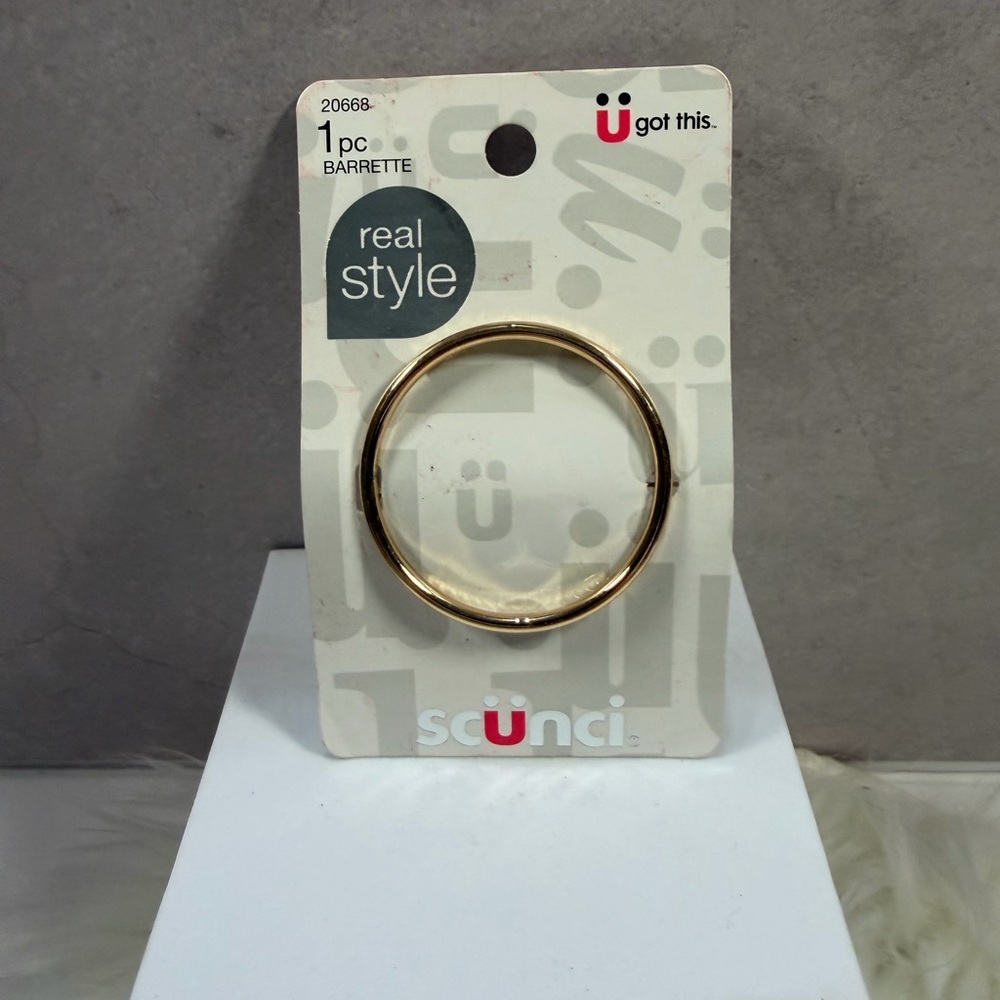 🩷5/$10🩷 Scunci Gold Metal Circle Barrette #5134